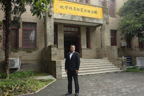 2aad18d8c8c443be94c841c8e9e30244.jpg DSC_9532.jpg