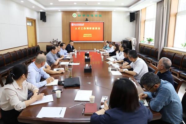 1f445c819f9143cfb41db83fd4b6a08a.jpg IMG_5591.JPG