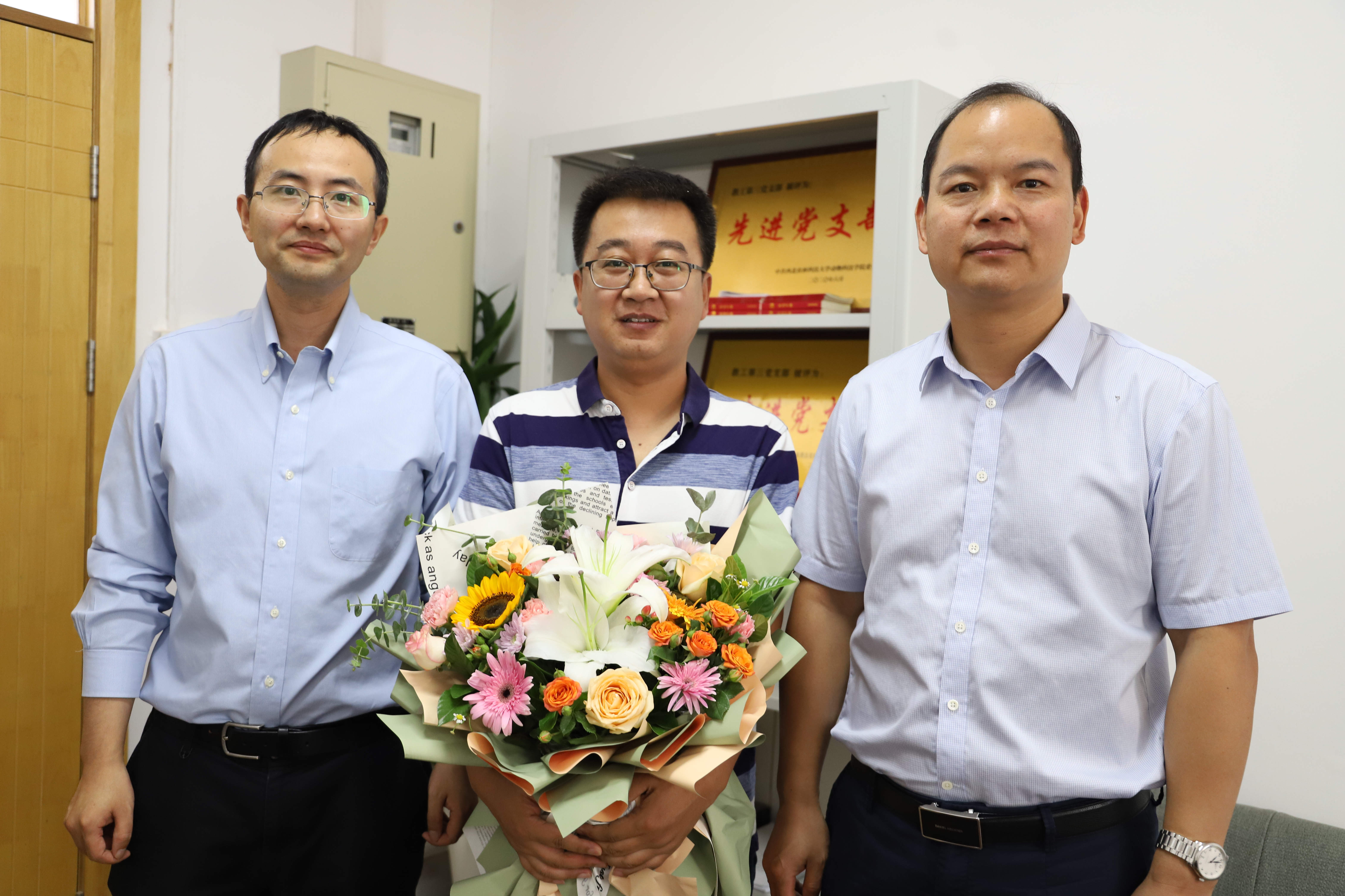 c834248f84a14b449c83e7dc94e8b4f1.jpg c834248f84a14b449c83e7dc94e8b4f1.jpg