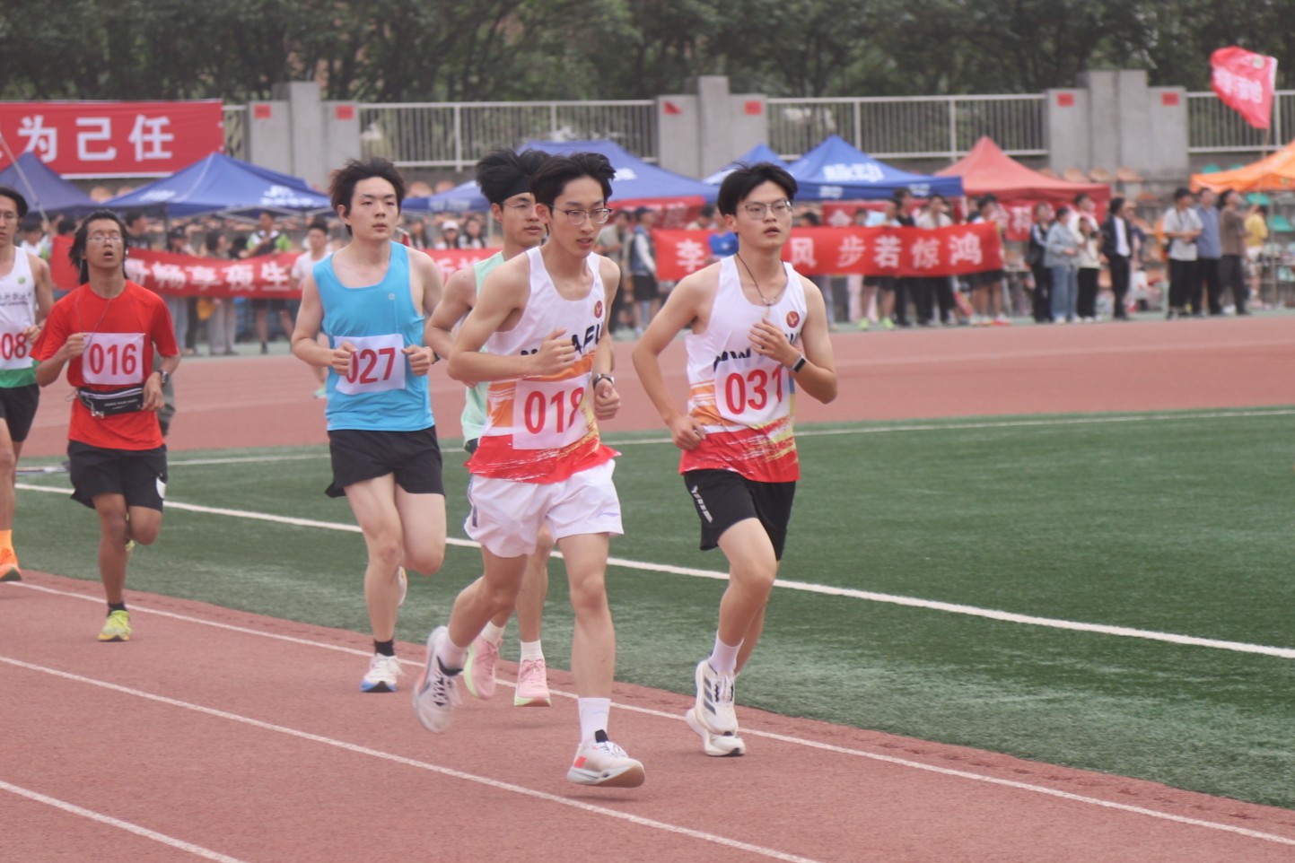 男子10000米2.JPG